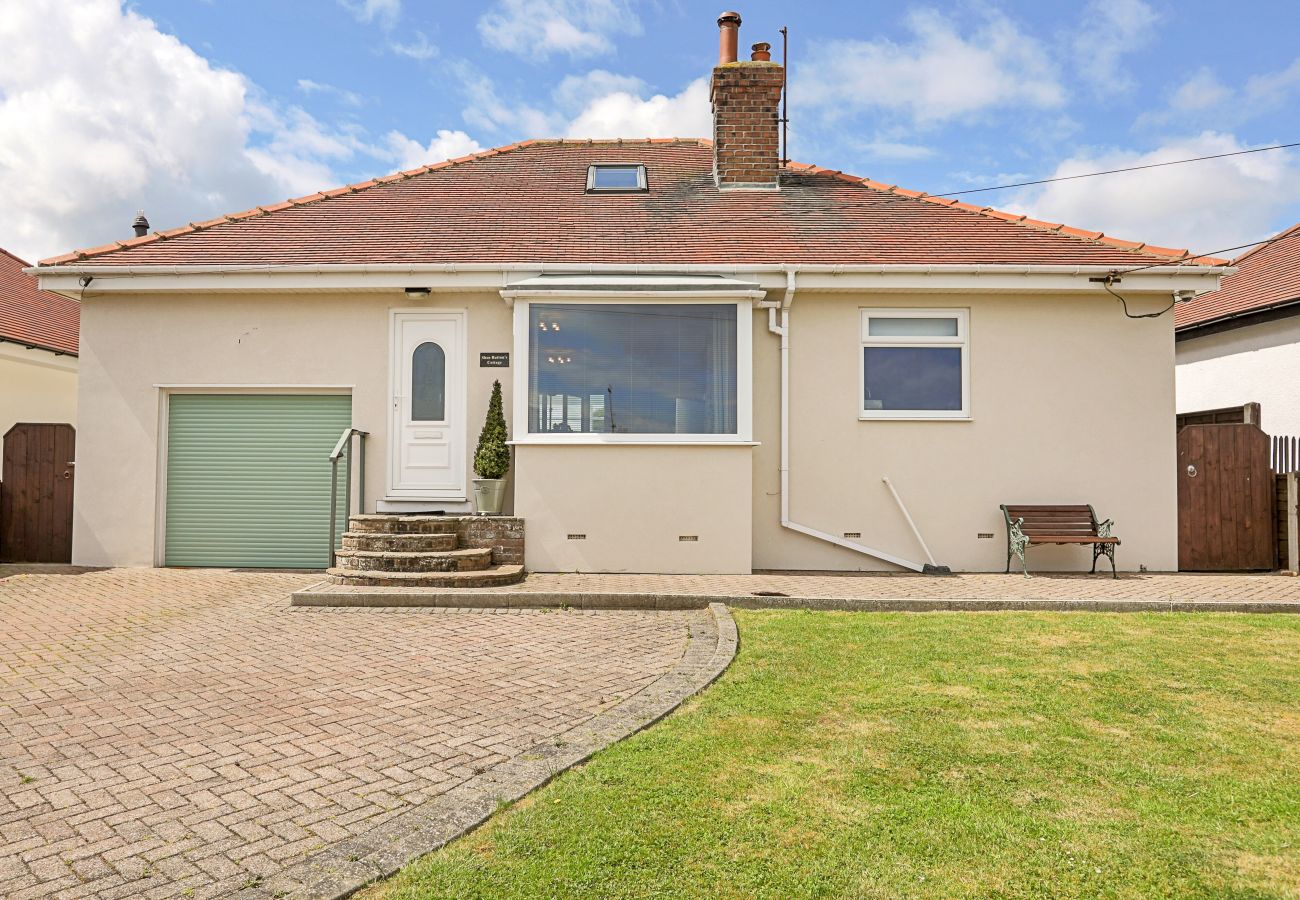 House in Filey - Shoe Buttons Cottage at Gap Road
