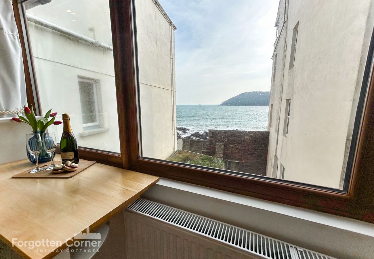 House in Kingsand - The Wash House
