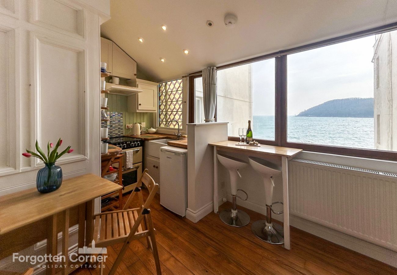 House in Kingsand - The Wash House
