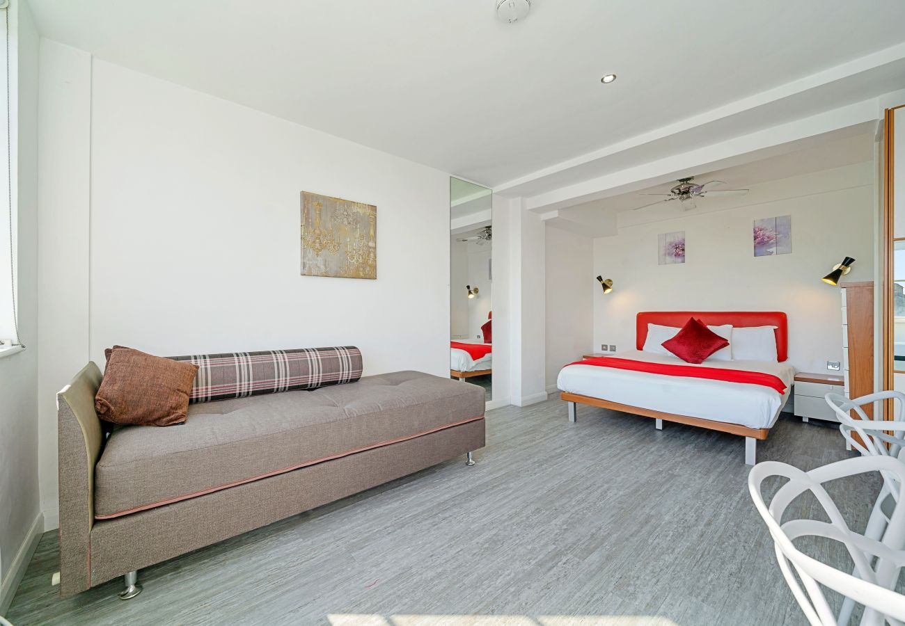 Apartment in London - Roland House - Deluxe Studio B