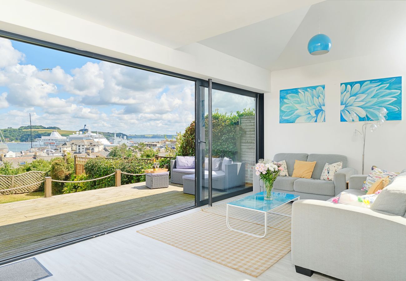 House in Falmouth - Lansdowne