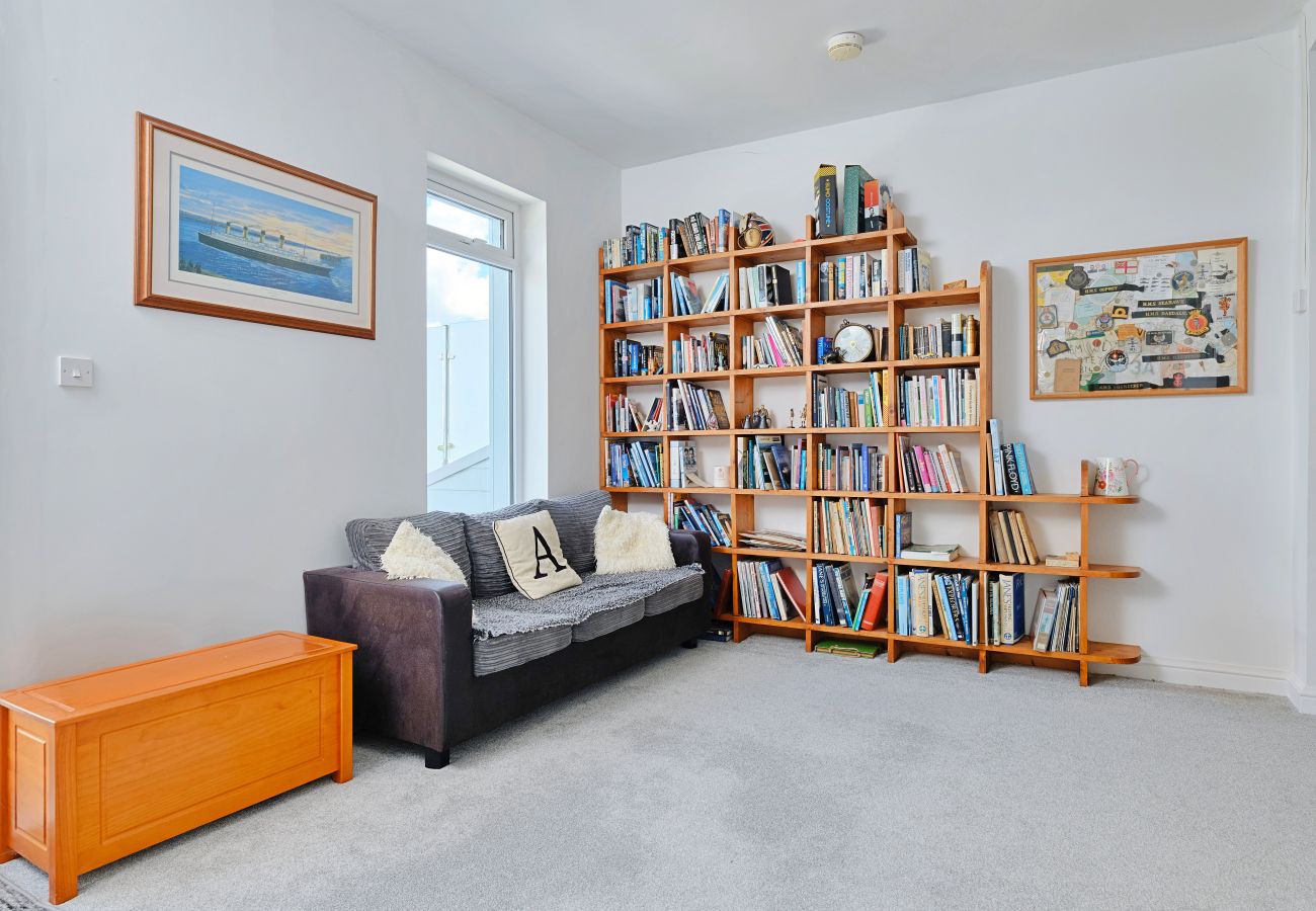 House in Falmouth - Lansdowne