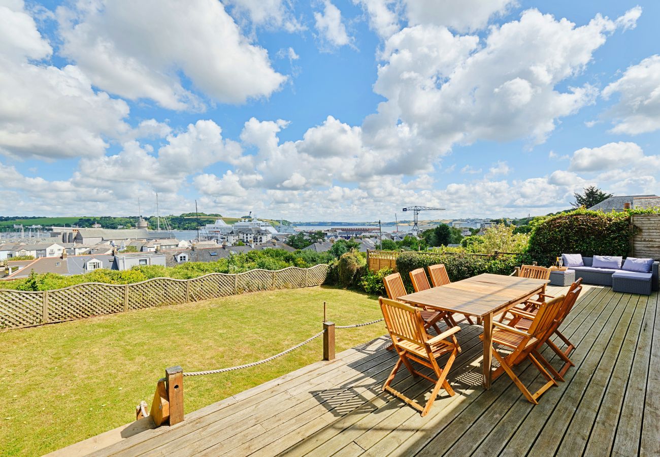 House in Falmouth - Lansdowne
