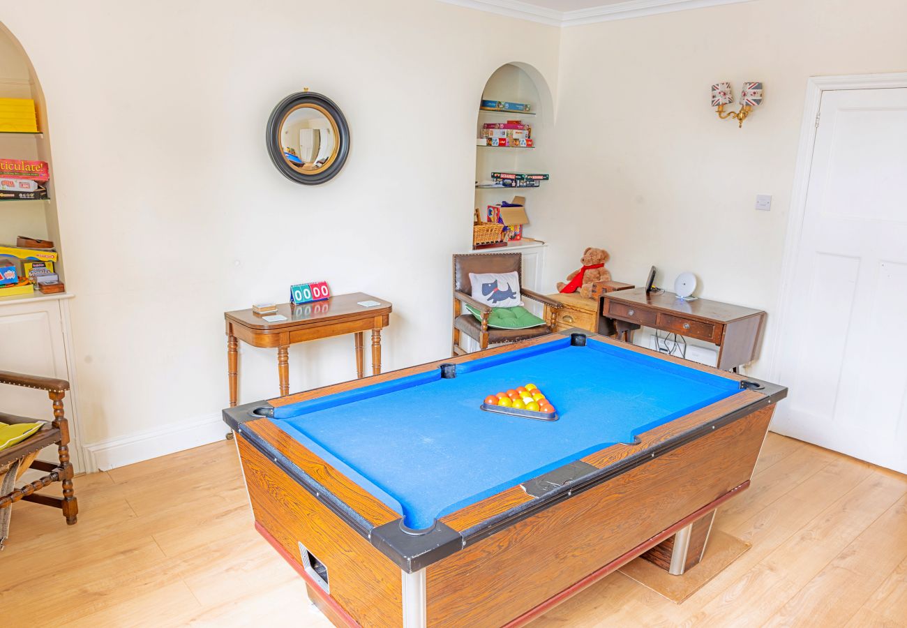 House in Middleton-in-Teesdale - Evergreen Manor