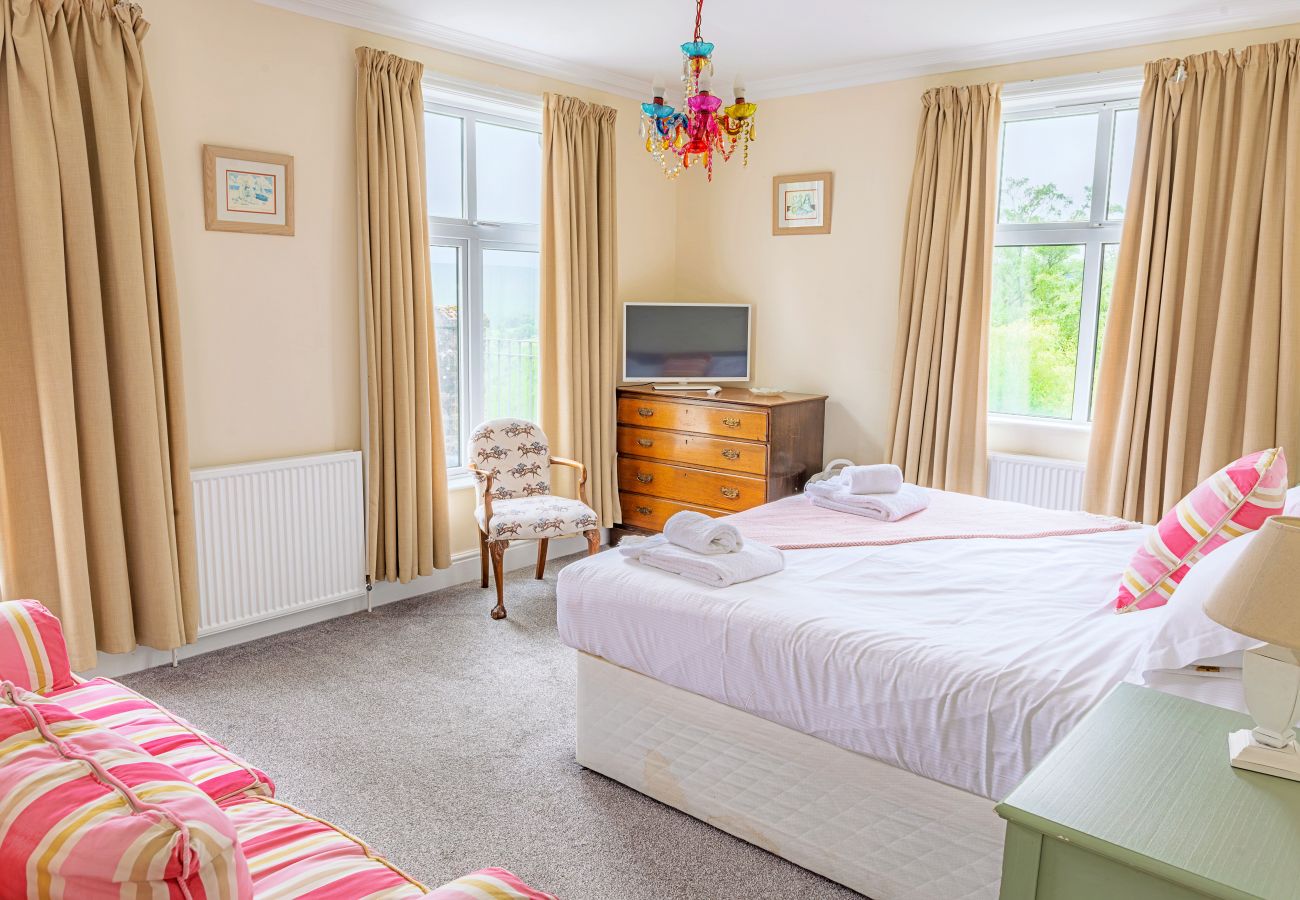 House in Middleton-in-Teesdale - Evergreen Manor