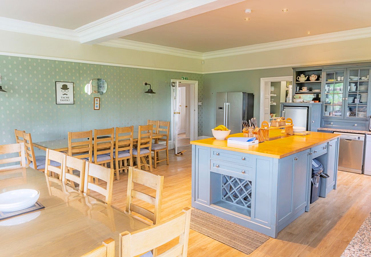 House in Middleton-in-Teesdale - Evergreen Manor