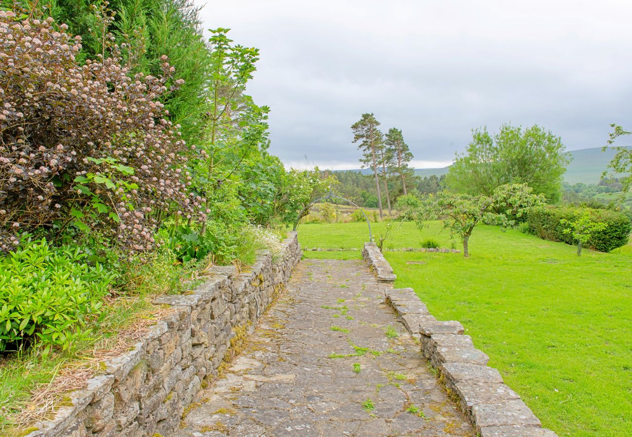 House in Middleton-in-Teesdale - Evergreen Manor