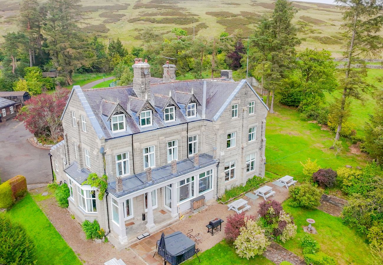 House in Middleton-in-Teesdale - Evergreen Manor