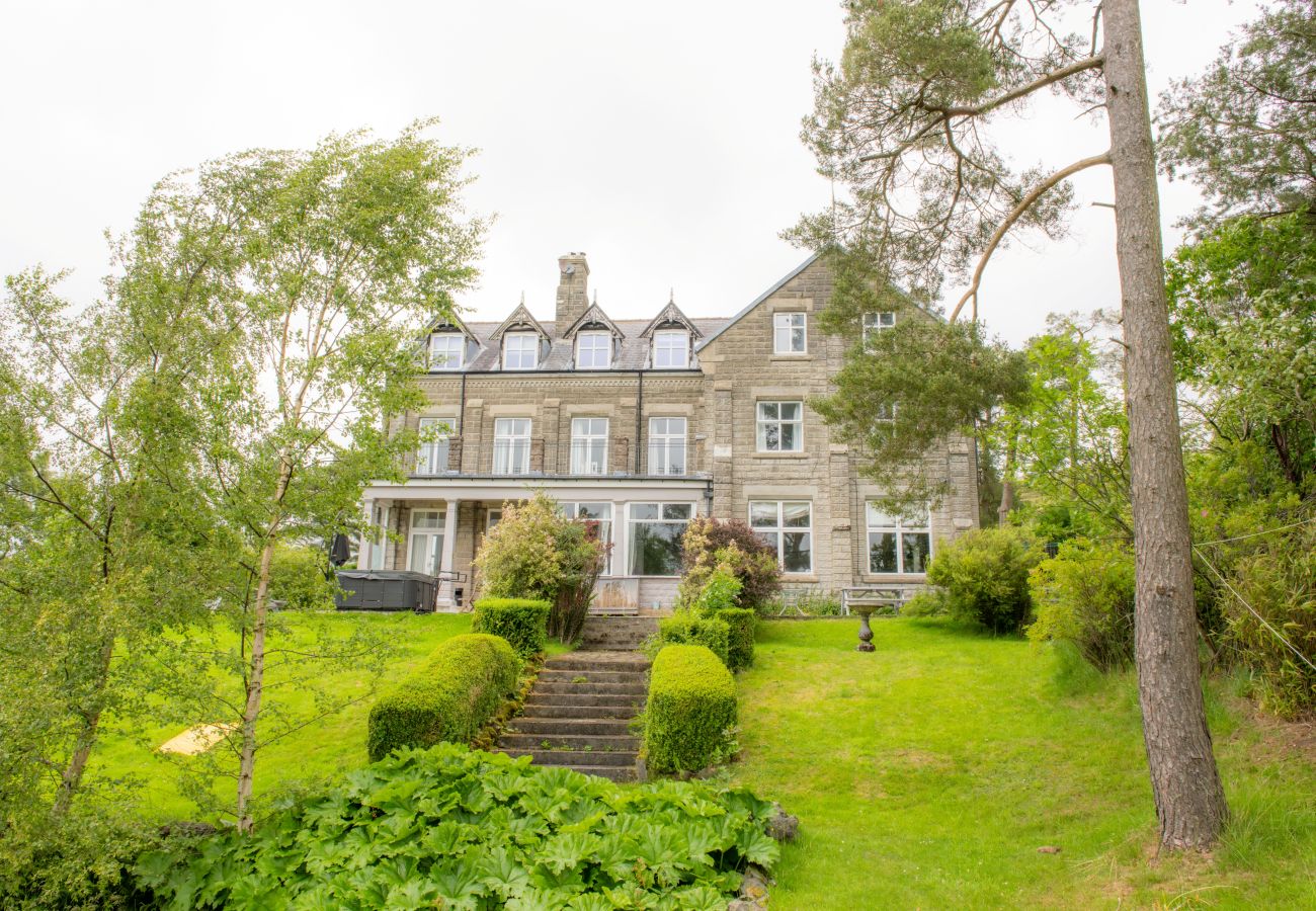 House in Middleton-in-Teesdale - Evergreen Manor