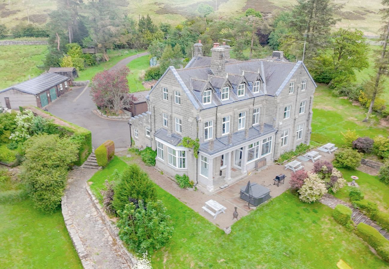 House in Middleton-in-Teesdale - Evergreen Manor