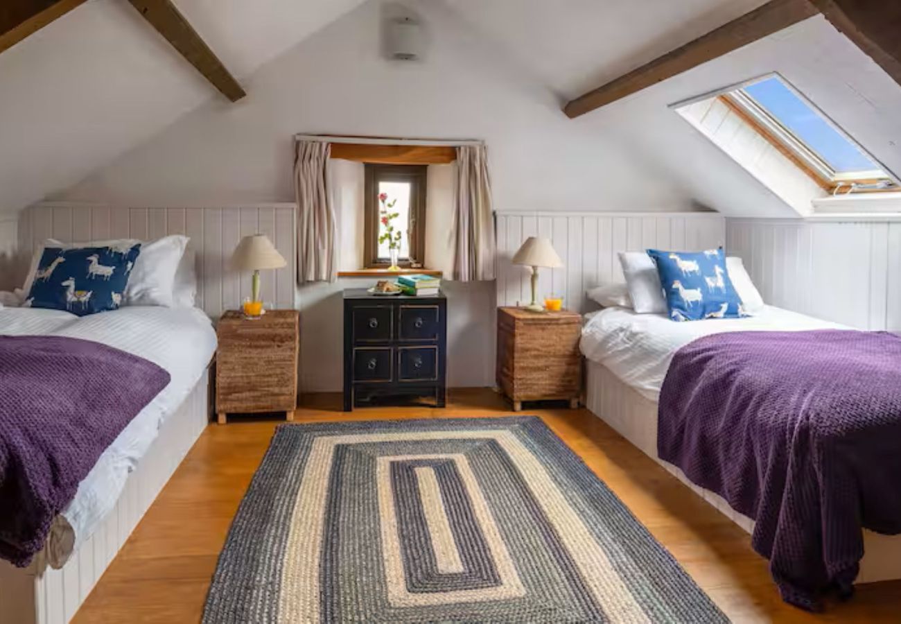Cottage in Combe Martin - Coulscott Old Barn