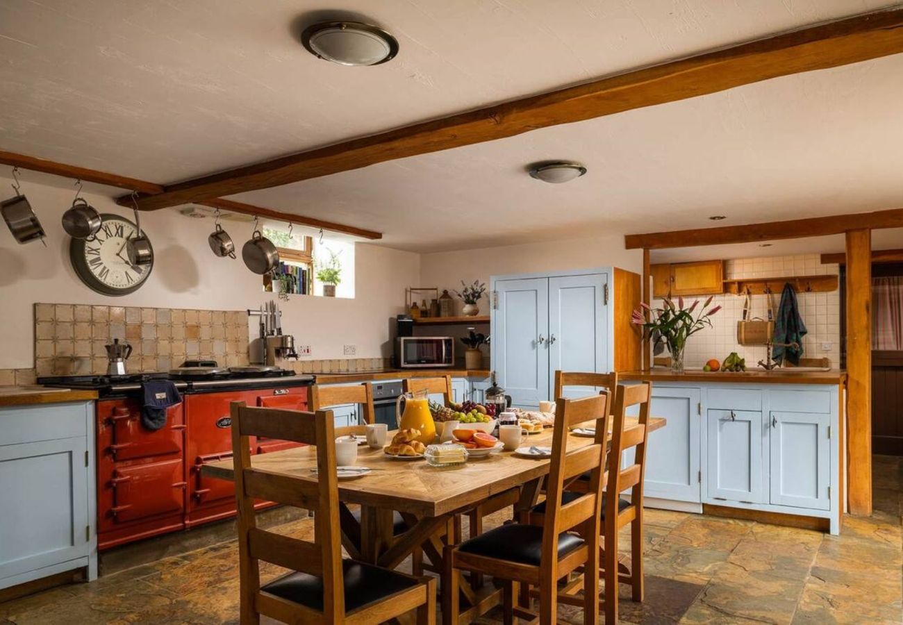 Cottage in Combe Martin - Coulscott Old Barn