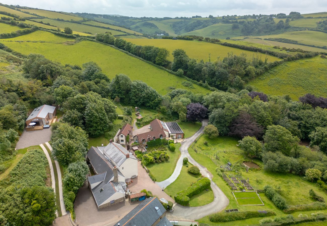 Cottage in Combe Martin - Coulscott Farmhouse
