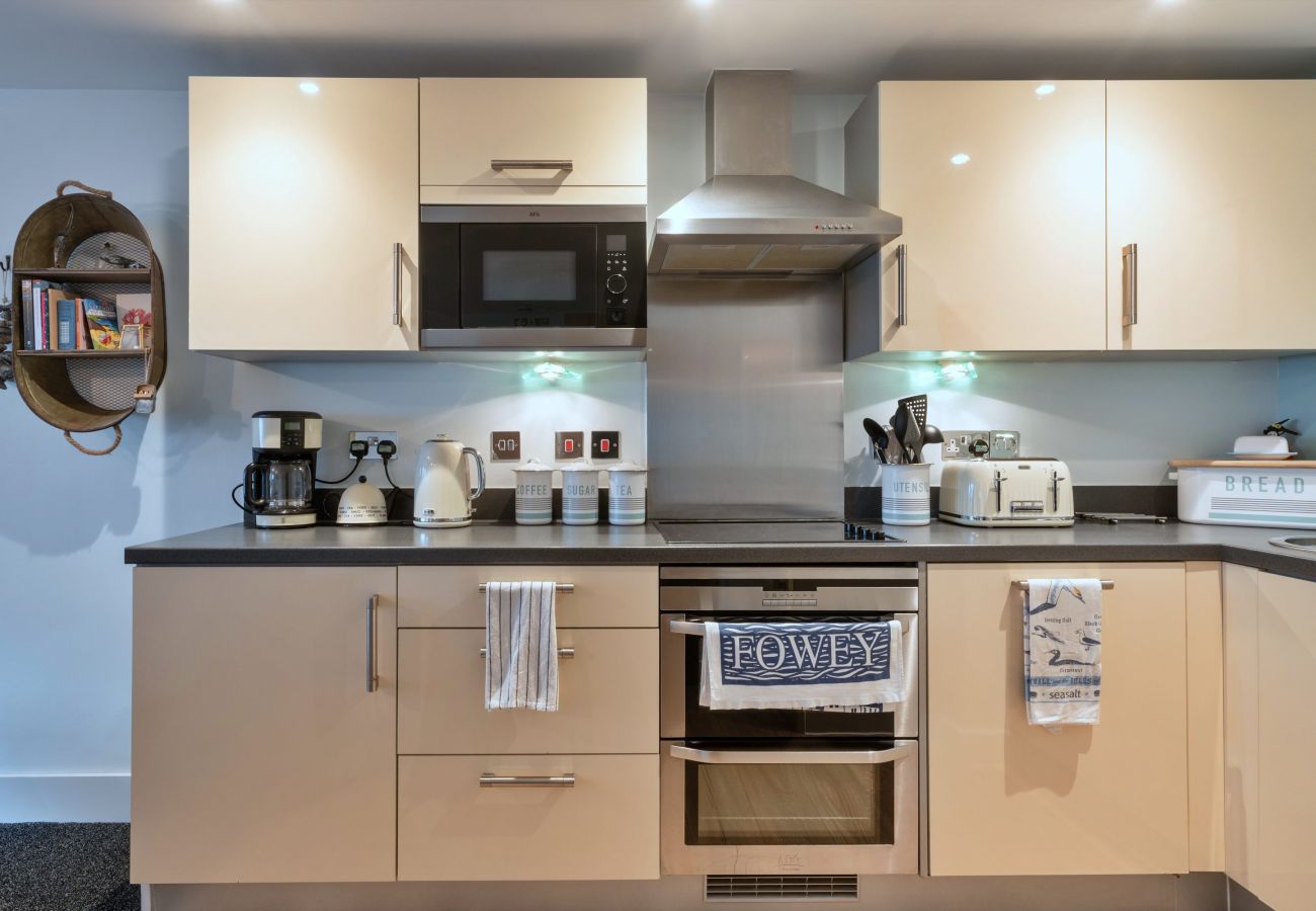 Apartment in Fowey - Pobble's Place