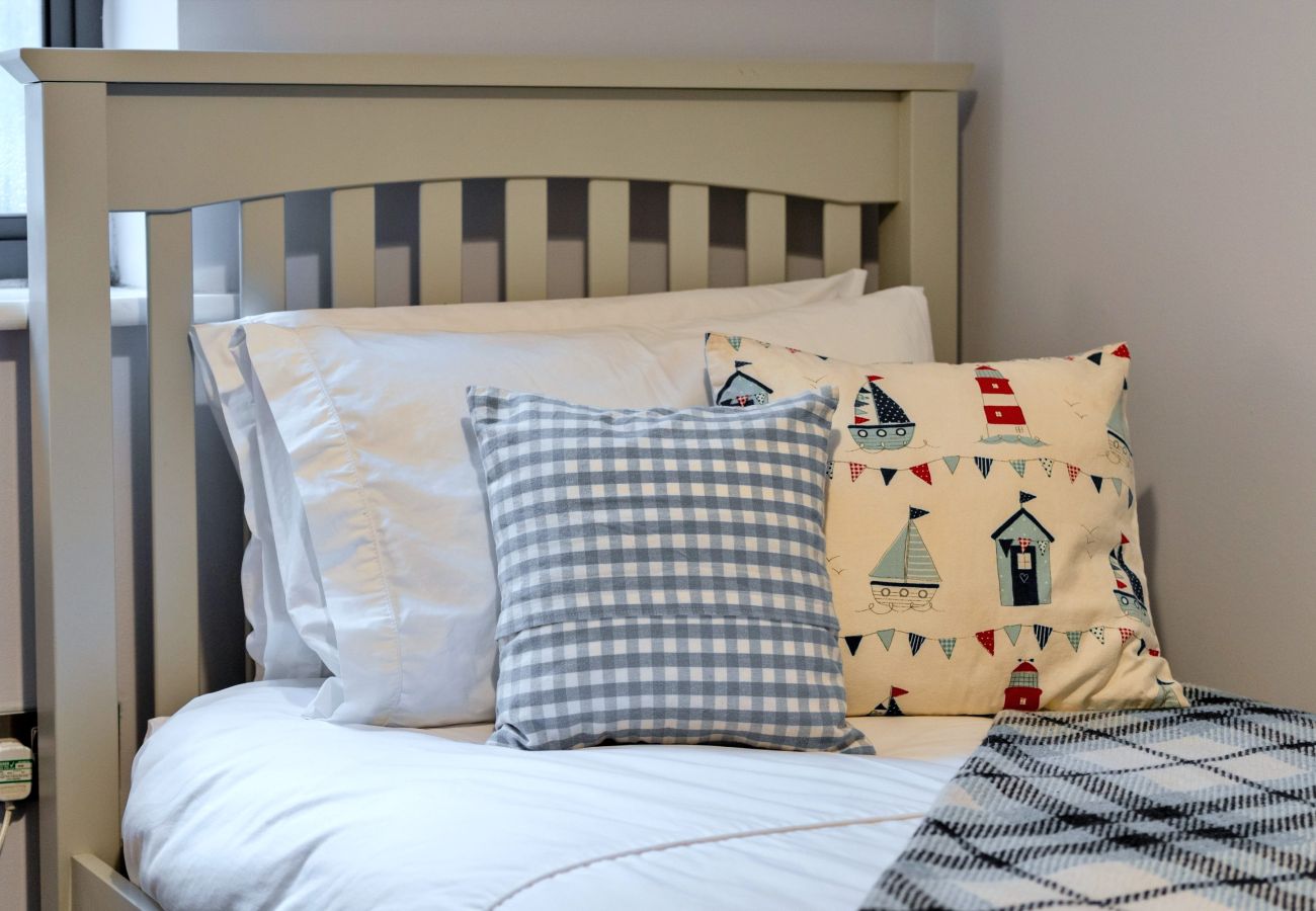 Apartment in Fowey - Pobble's Place