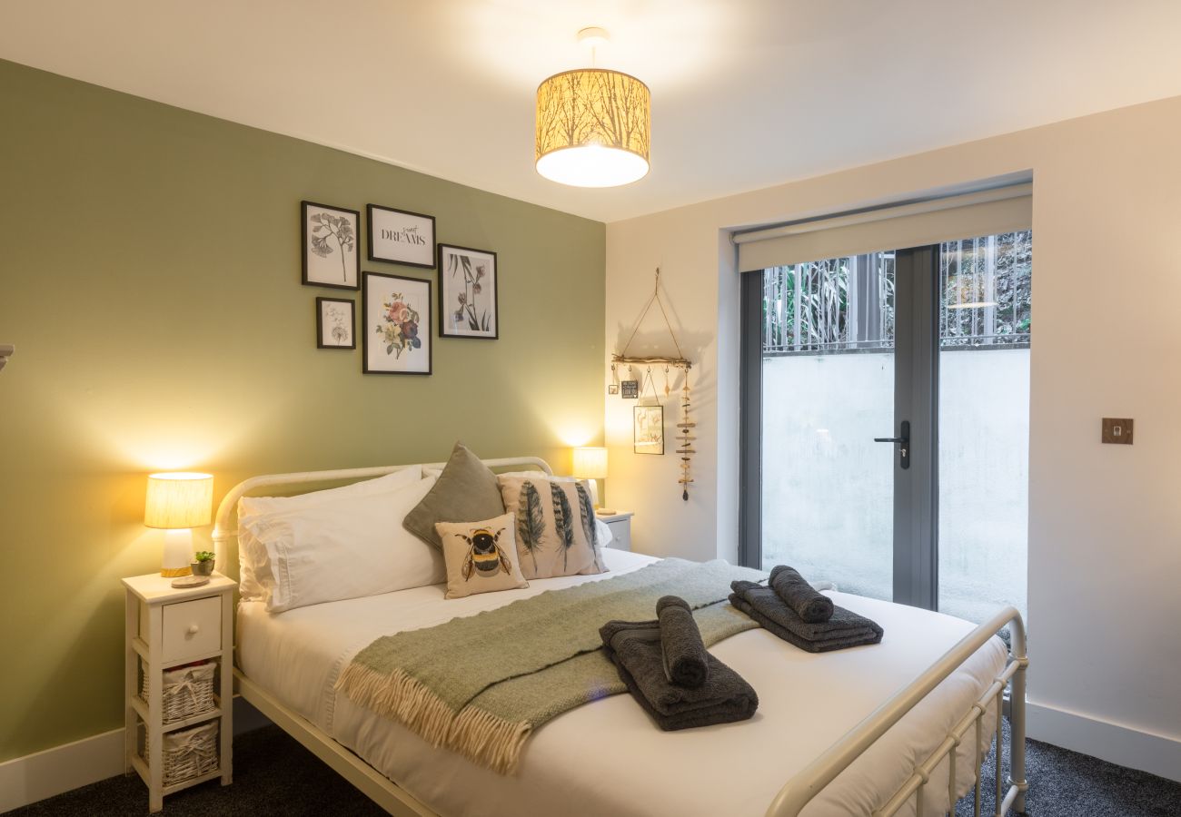 Apartment in Fowey - Pobble's Place