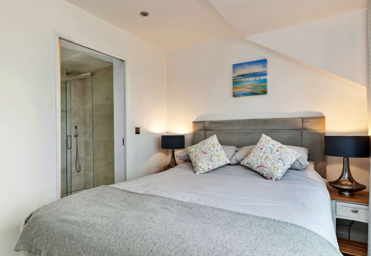 House in Broad Haven - No.1 Sand Banks