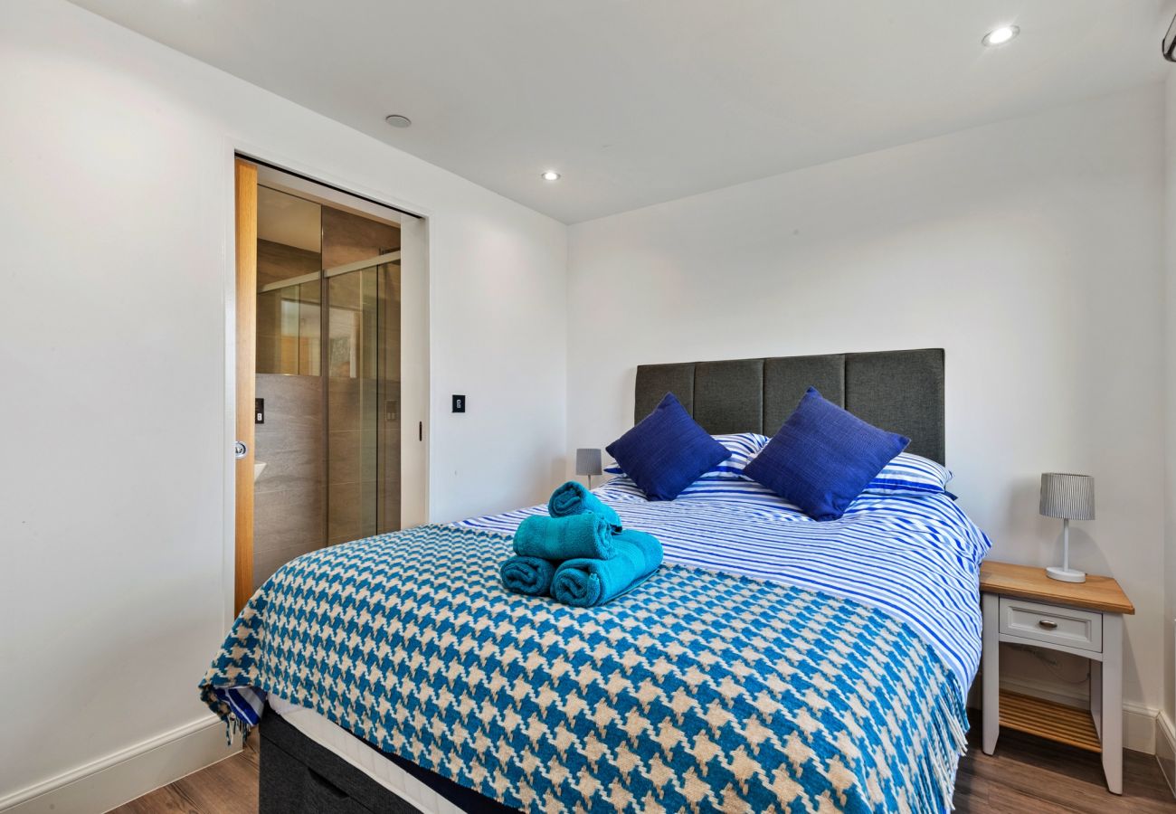 House in Broad Haven - No.1 Sand Banks