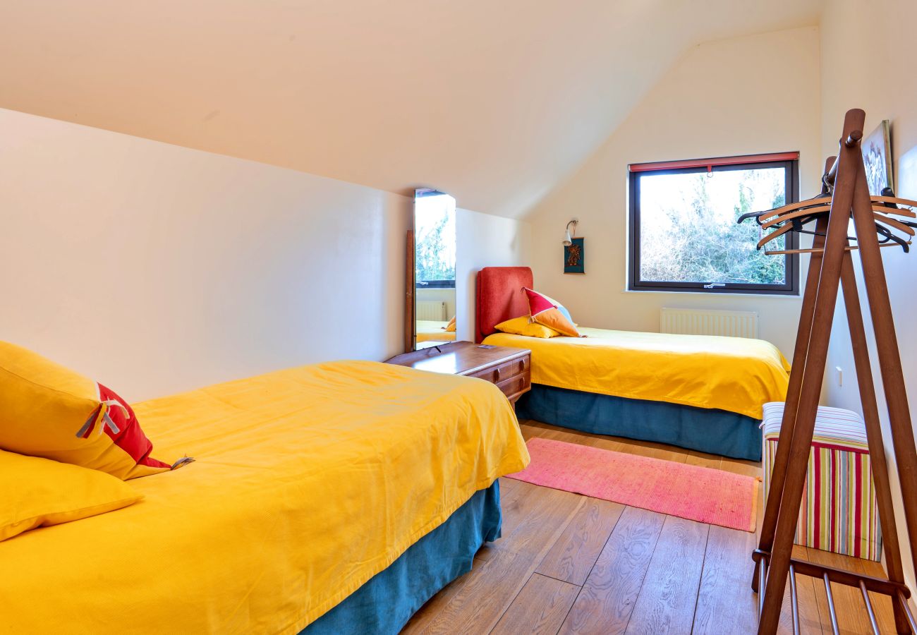 Apartment in Maesbury Marsh - Canal Waters