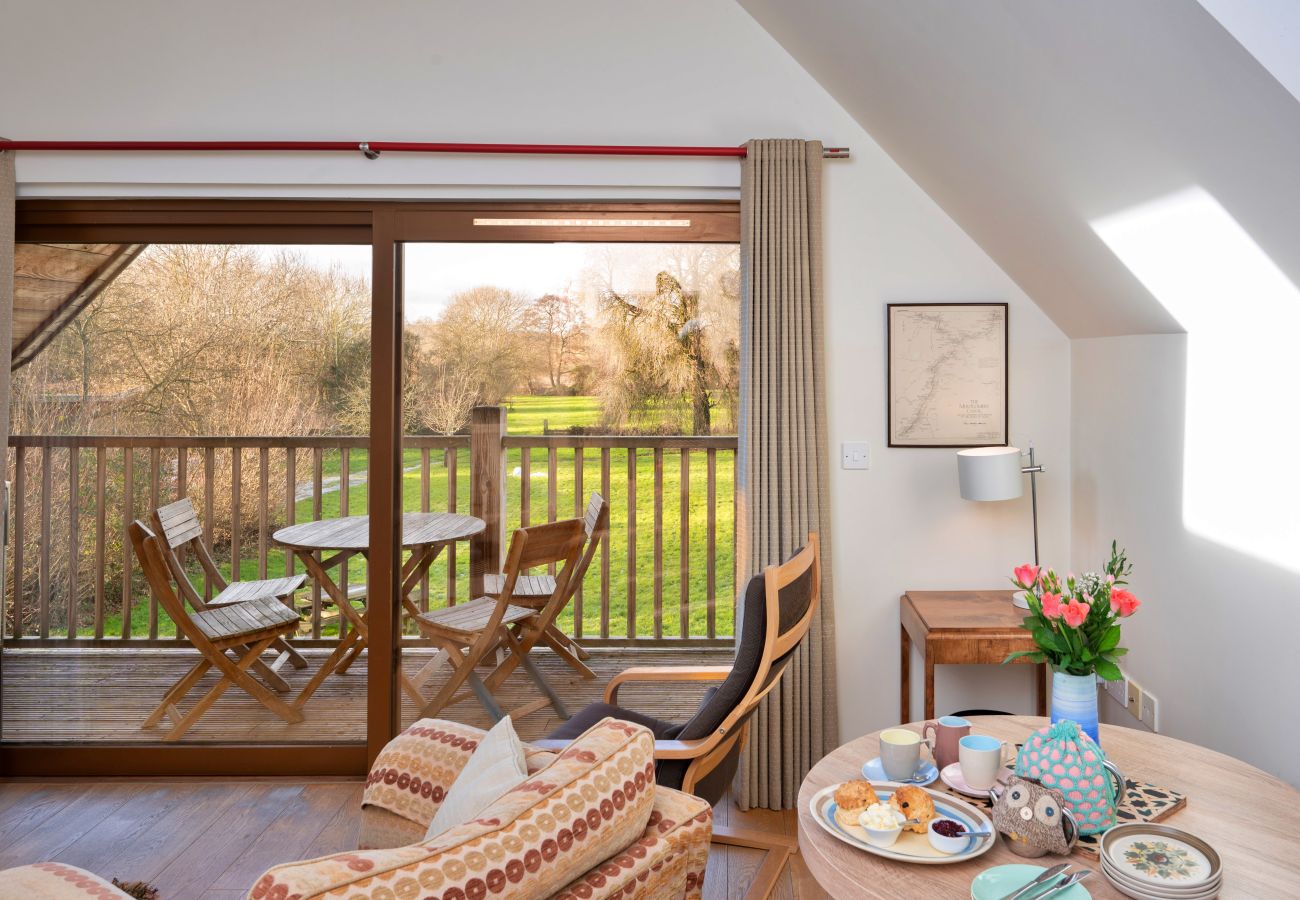 Apartment in Maesbury Marsh - Canal Waters