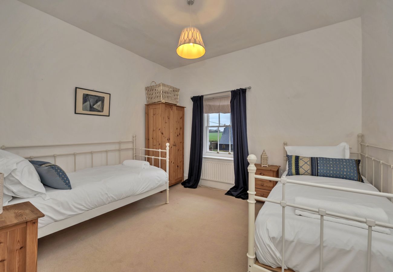 House in Saffron Walden - Clavering Hall