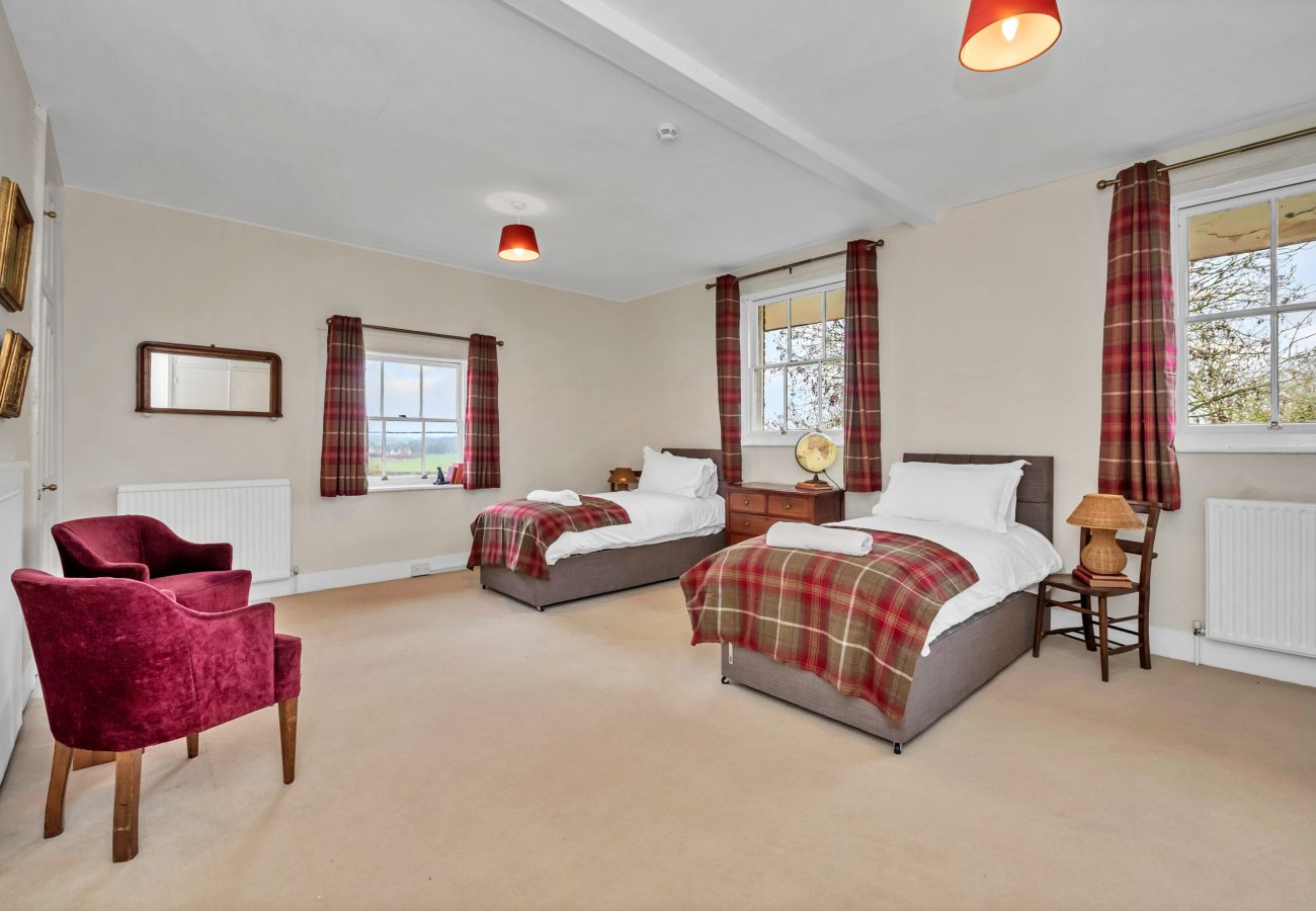 House in Saffron Walden - Clavering Hall