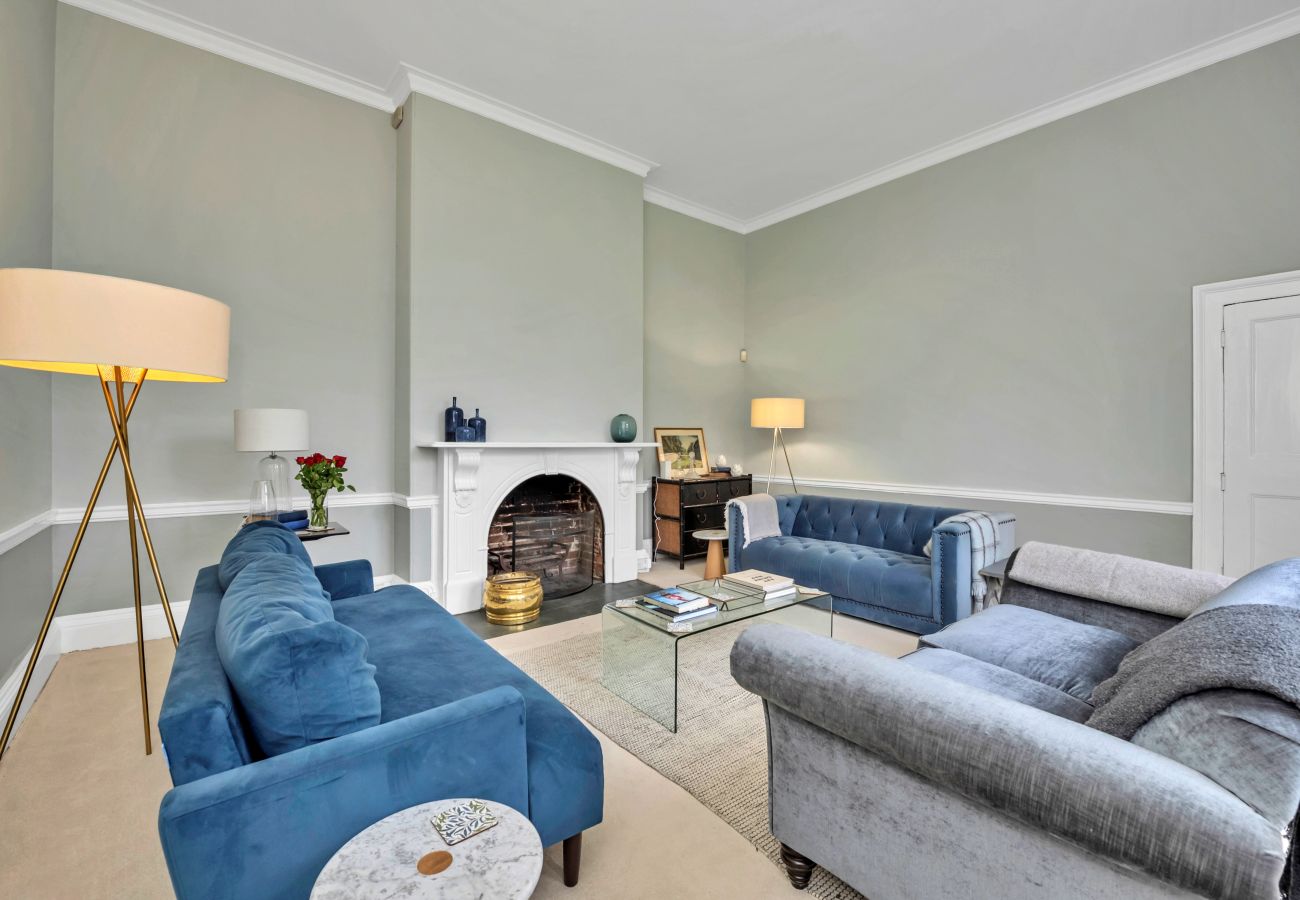 House in Saffron Walden - Clavering Hall