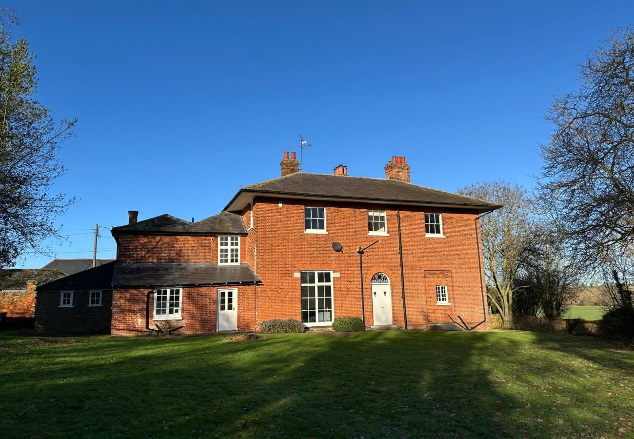 House in Saffron Walden - Clavering Hall