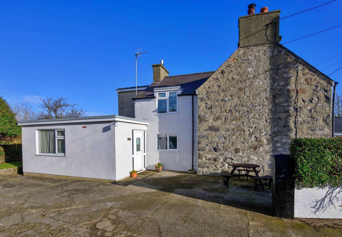 Cottage in Pwllheli - Penrhos Sea Cottage