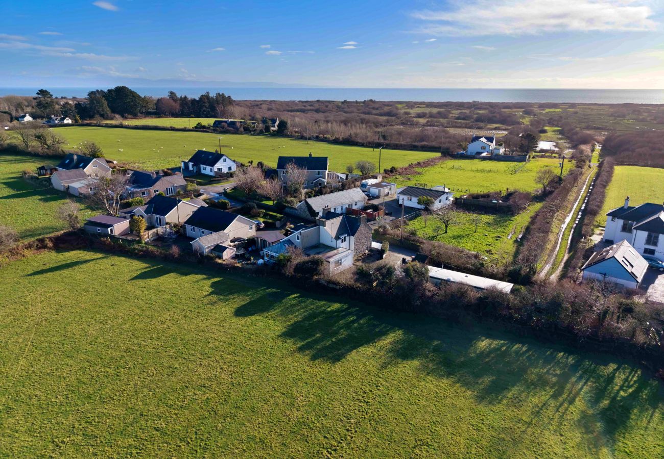 Cottage in Pwllheli - Penrhos Sea Cottage