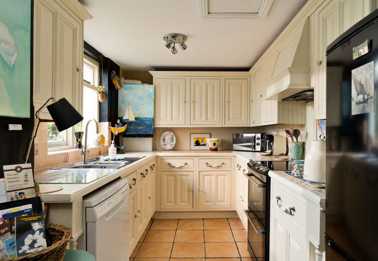 Cottage in Fishguard - Wallis Cottage