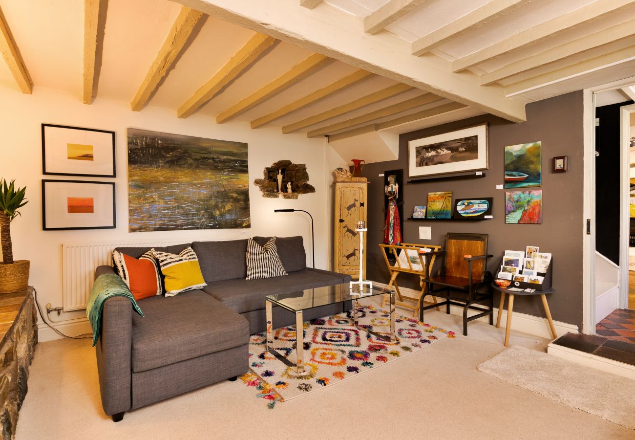 Cottage in Fishguard - Wallis Cottage