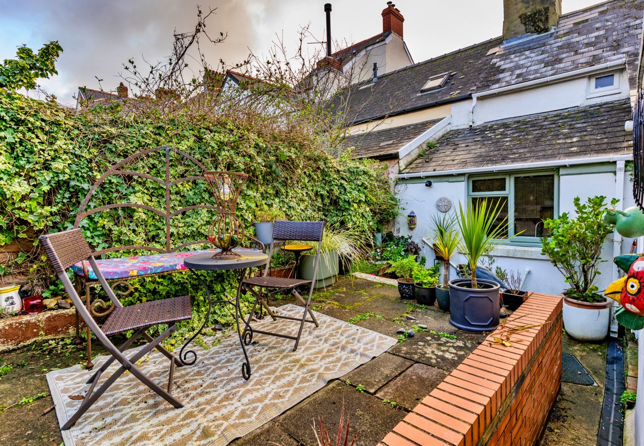 Cottage in Fishguard - Wallis Cottage