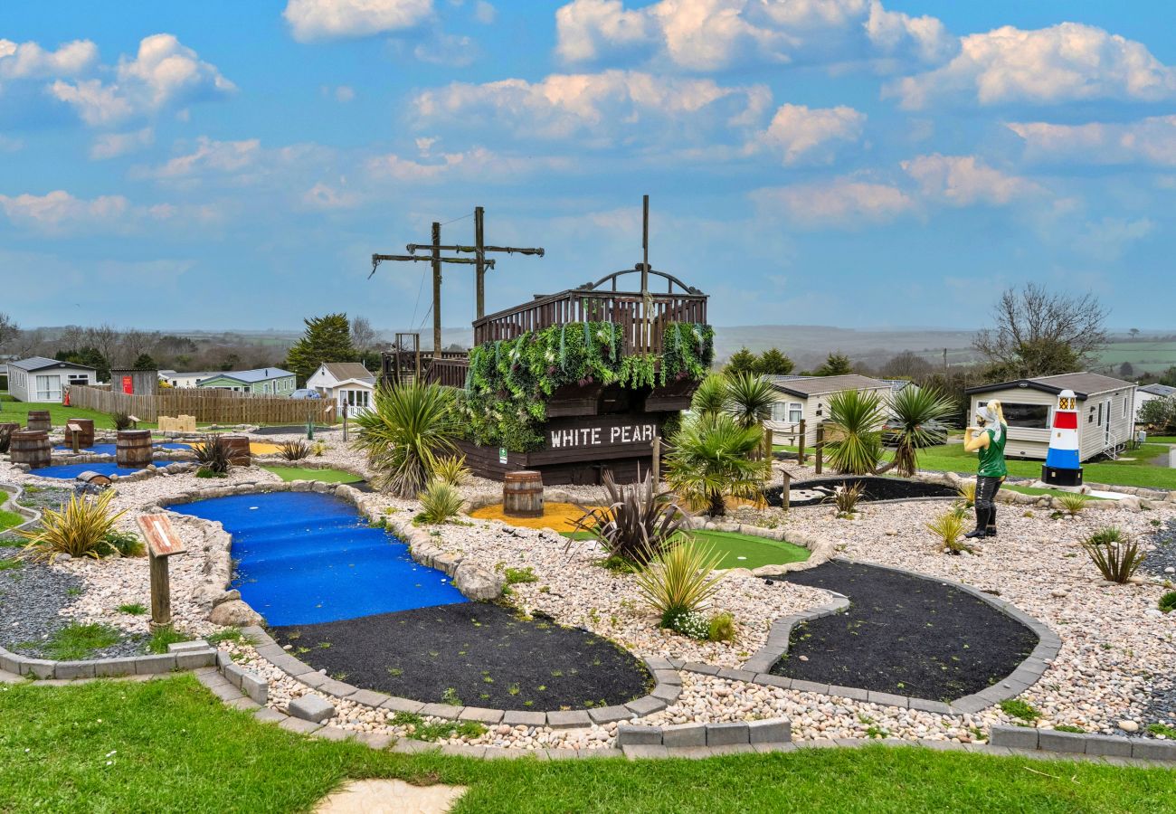 Chalet in White Cross - Pine Forest Lodge