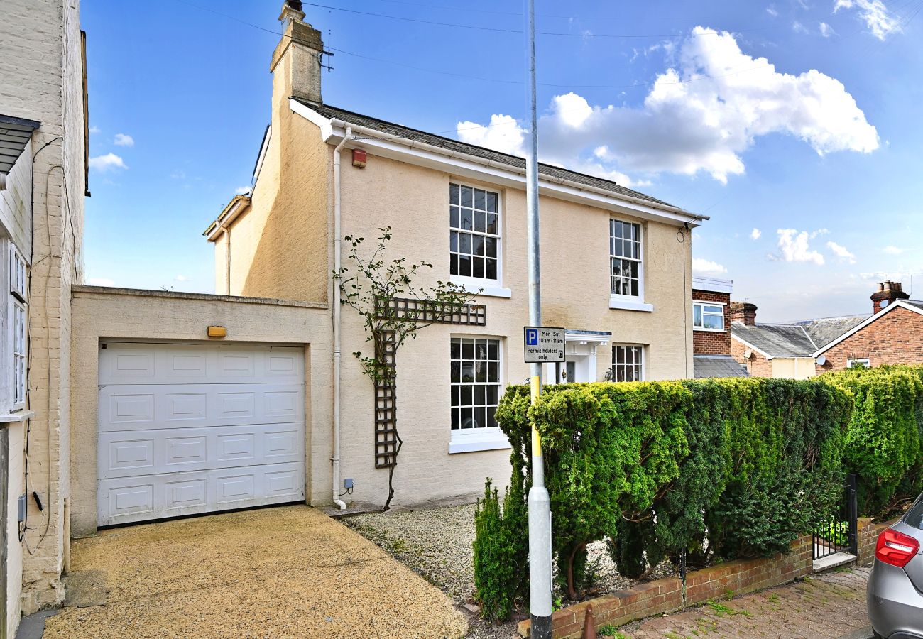 Cottage in Tunbridge Wells - Yew Cottage