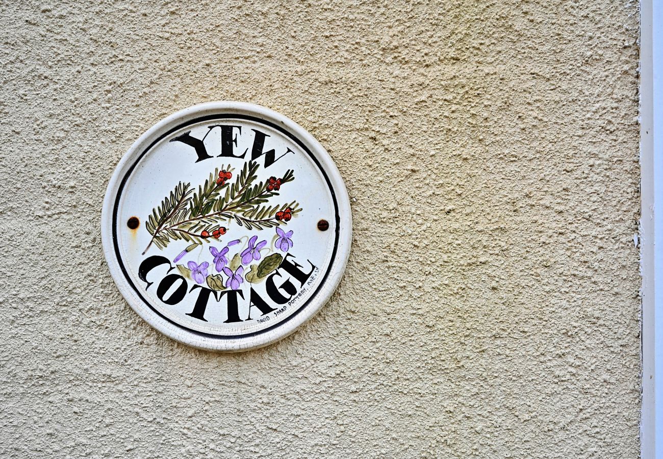 Cottage in Tunbridge Wells - Yew Cottage