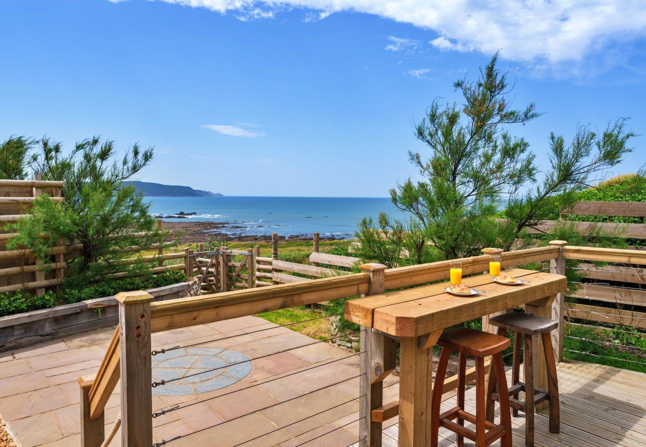 Cabin in Widemouth Bay - Manderley