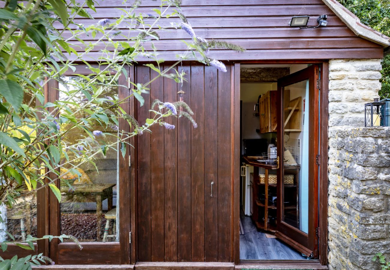 Cottage in Lower Seagry - The Little Barn