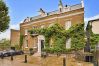 Apartment in East Molesey - Craven House, Park Suite